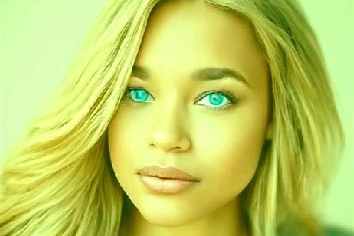 Maya, 24, a black blue-eyed latina companion based in Armadale. Offering CIM, Striptease, Erotic Massage. Available for incall and outcall, day and evening d...