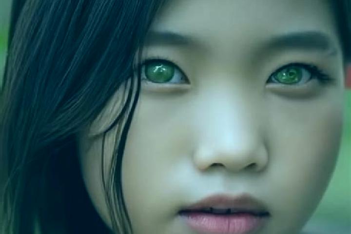Maya, 24, a red green-eyed asian companion based in Pradanos de Ojeda. Offering OWO, CIM, Overnight, Duos, Erotic Massage. Available for incall and outcall, ...