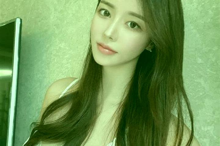 Maya, 24 — Escort in Dongzhen, China