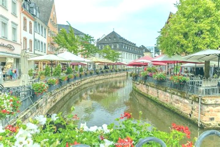 Maya, 24 — Escort in Saarburg, Germany