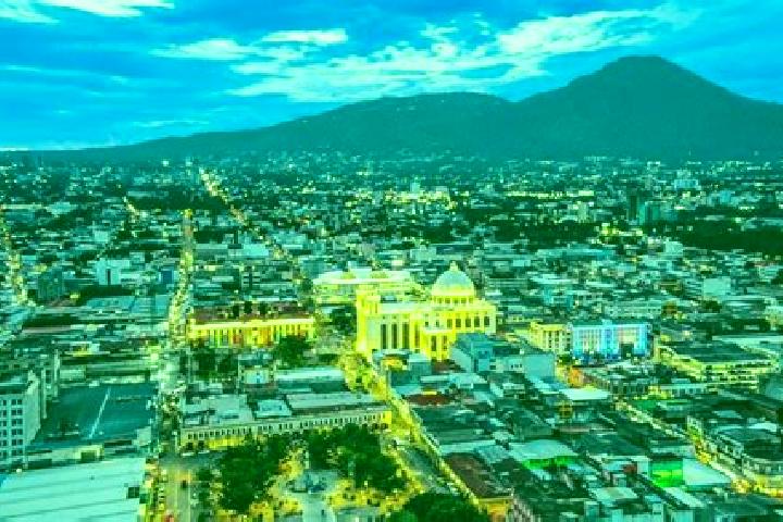 Maya, 24 — Escort in San Salvador, Mexico