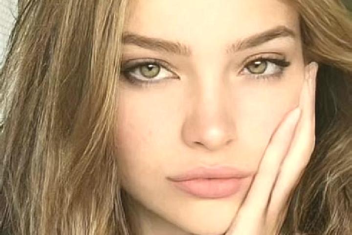 Maya, 25, a blonde hazel-eyed middle eastern companion based in Auros. Offering Massage, Party Girl, GFE, A-Level. Available for incall and outcall, overnigh...