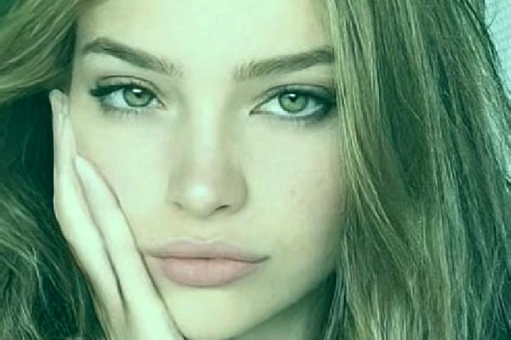 Maya, 25, a blonde hazel-eyed middle eastern companion based in Ketesso. Offering 69, Girlfriend Experience, GFE. Available for incall and outcall, day and e...
