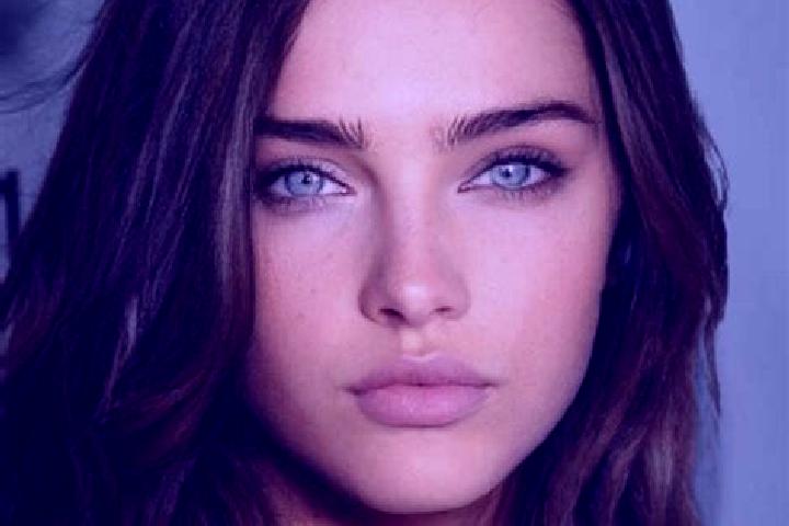 Maya, 25, a brunette blue-eyed slavic companion based in Puerto Esperanza. Offering Couples, 69, Tantra, Erotic Massage, Roleplay. Available for incall and o...
