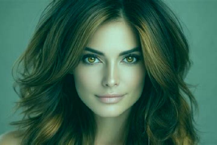 Maya, 25, a brunette hazel-eyed mediterranean companion based in El Maknassi. Offering CIM, Striptease. Available for incall and outcall, day and evening dates.