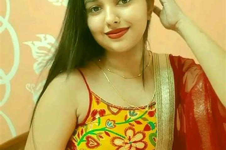 Maya, 25 — Escort in Bhiwani, India