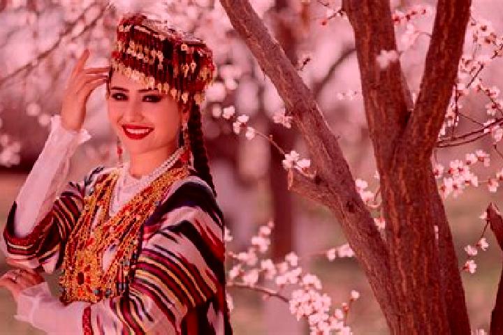 Maya, 25 — Escort in Hazorasp, Uzbekistan