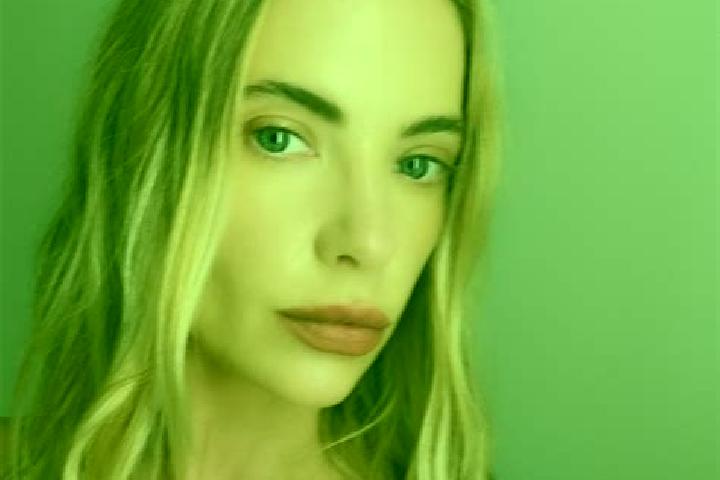Maya, 25 — Escort in Newnham, Australia