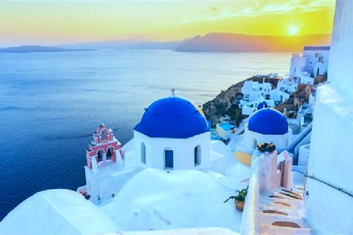 Maya, 25 — Escort in Provatonas, Greece