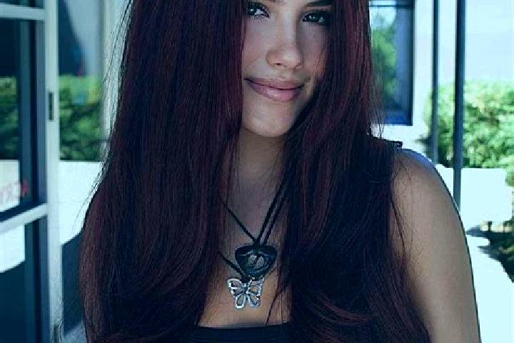 Maya, 26, a auburn dark-eyed caribbean companion based in Yildizli. Offering Overnight, Duos, Travel Companion, Couples. Available for incall and outcall, da...