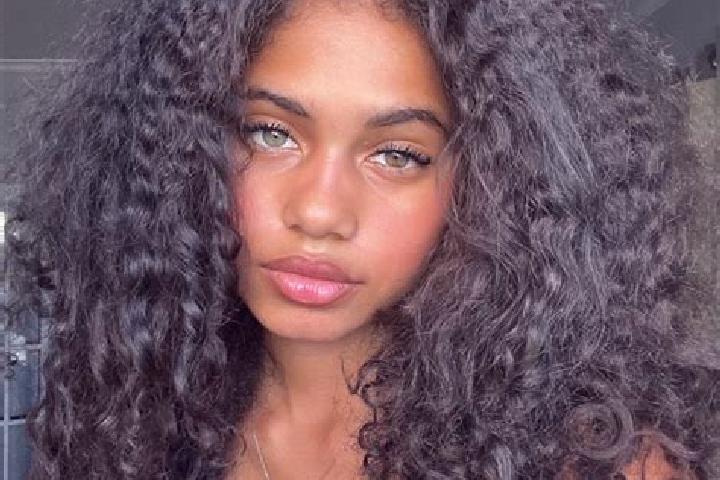 Maya, 26, a black brown-eyed ebony companion based in Hummelstown. Offering Striptease, Duos, GFE, Erotic Massage, Roleplay. Available for incall and outcall...
