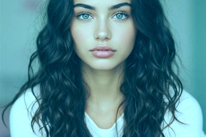 Maya, 26, a brunette amber-eyed mediterranean companion based in Huaral. Offering Girlfriend Experience, OWO, GFE, Striptease. Available for incall and outca...