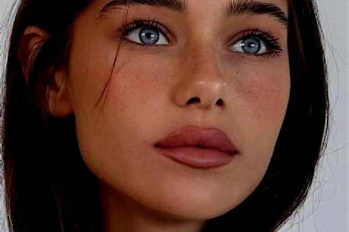 Maya, 26, a brunette brown-eyed middle eastern companion based in Cwmann. Offering Duos, Tantra, Party Girl. Available for incall and outcall, day and evenin...