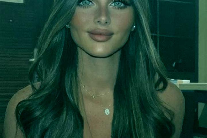 Maya, 26, a brunette dark-eyed caribbean companion based in St. Stephen. Offering Duos, Couples, OWO. Available for incall and outcall, overnight bookings av...