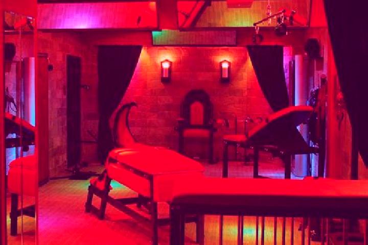 Maya, 26, a red grey-eyed mixed companion based in Bhagta. Offering Party Girl, BDSM, Striptease. Available for incall and outcall, overnight bookings availa...