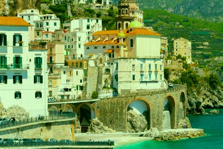 Maya, 26 — Escort in Casalanguida, Italy