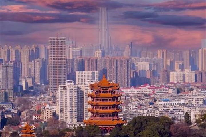 Maya, 26 — Escort in Hubei, China