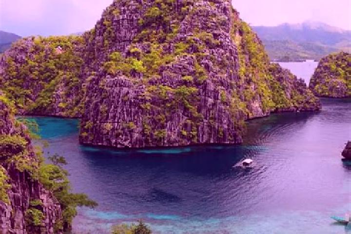 Maya, 26 — Escort in Kaliliog, Philippines