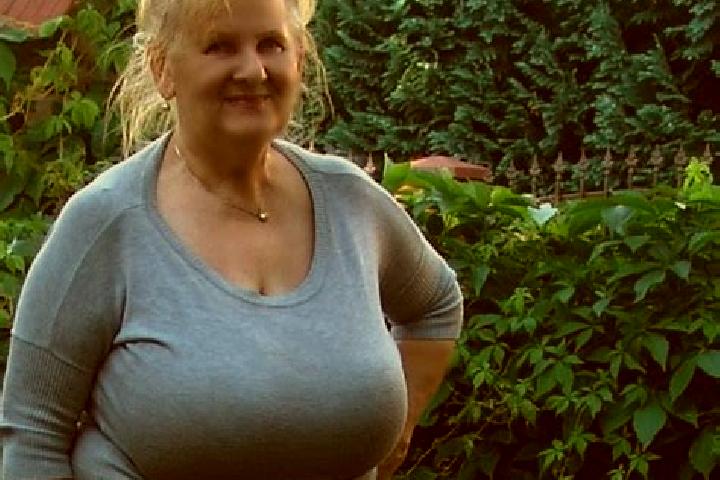Maya, 26 — Escort in Rosian, Germany