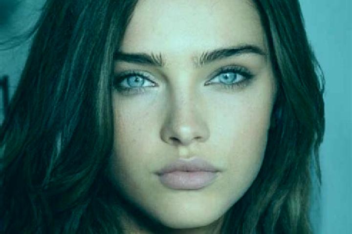Maya, 27, a brunette amber-eyed european companion based in Monticelli Terme. Offering Overnight, Deep French Kissing, Dinner Date, Massage. Available for in...