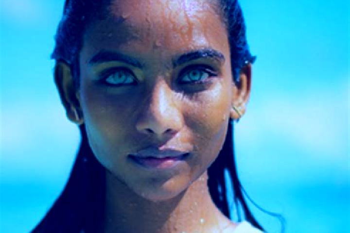 Maya, 27, a chestnut blue-eyed indian companion based in Seiada. Offering A-Level, Domination, 69, BDSM. Available for incall and outcall, day and evening da...