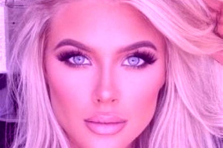 Maya, 27, a platinum blonde brown-eyed slavic companion based in Santa Barbara de Pinto. Offering Deep French Kissing, CIM. Available for incall and outcall,...
