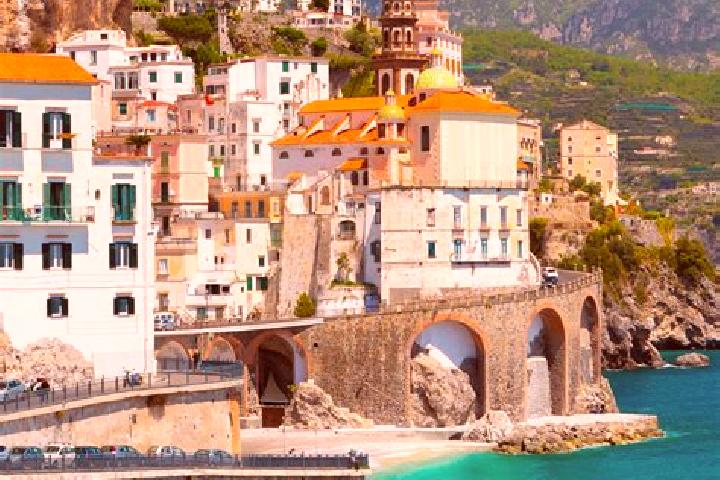 Maya, 27 — Escort in Ali, Italy