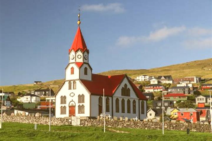 Maya, 27 — Escort in Sandavagur, Faroe Islands