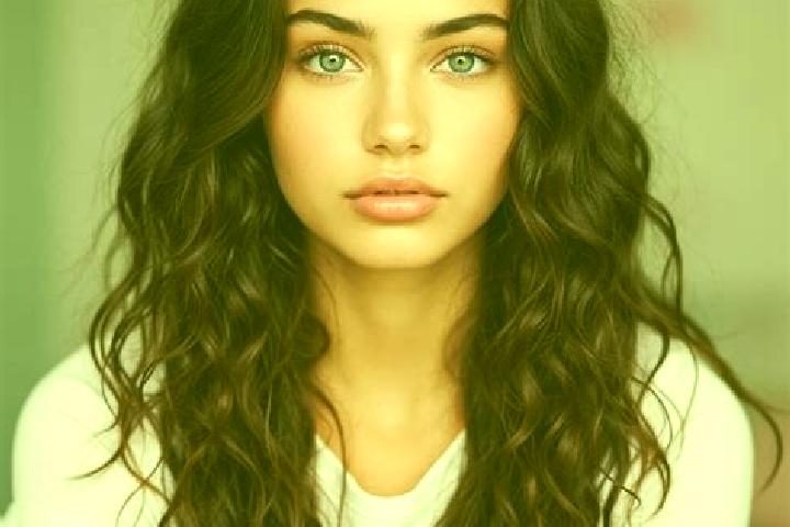 Maya, 28, a auburn amber-eyed mediterranean companion based in Las Pintitas. Offering BDSM, Erotic Massage, Prostate Massage. Available for incall and outcal...