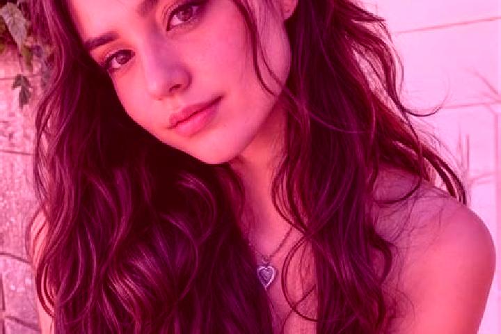 Maya, 28, a black hazel-eyed slavic companion based in Arshyntseve. Offering Couples, Travel Companion, Tantra, CIM. Available for incall and outcall, day an...