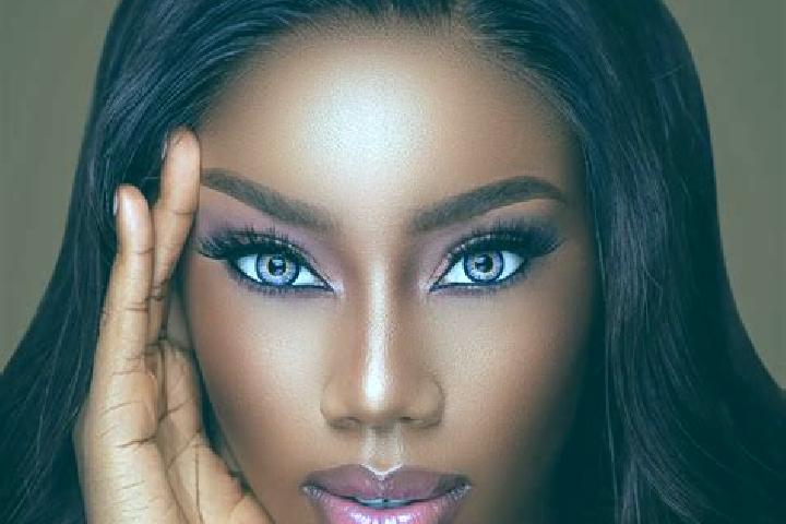 Maya, 28, a chestnut blue-eyed ebony companion based in Greges. Offering Tantra, Massage, Roleplay. Available for incall and outcall, overnight bookings avai...