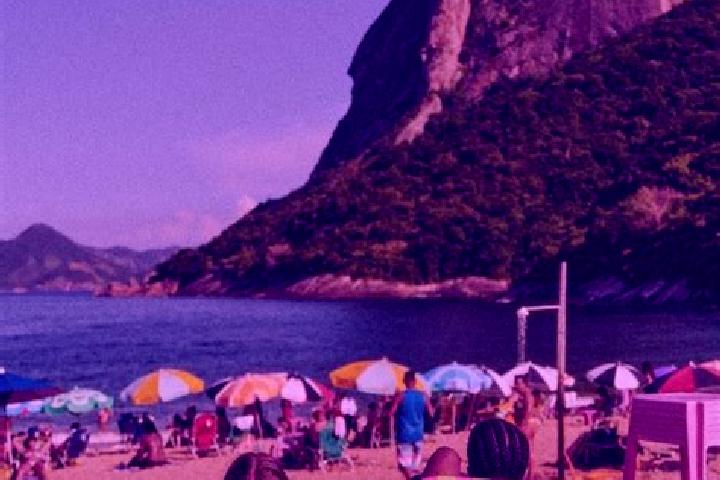 Maya, 28 — Escort in Silvanopolis, Brazil