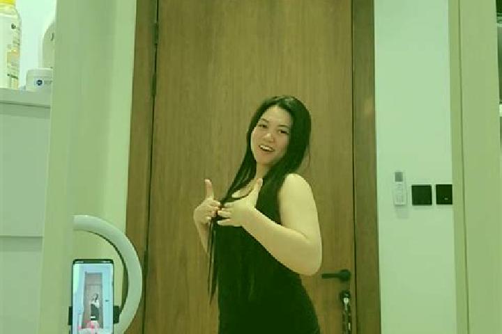 Maya, 28 — Escort in Timbang Satu, Indonesia