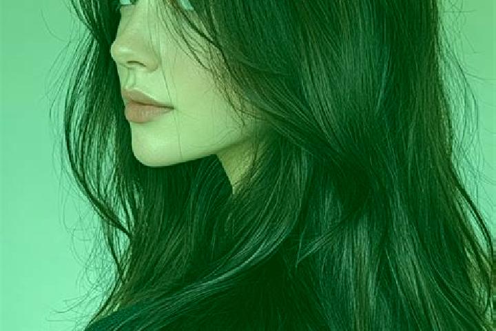 Maya, 29, a auburn dark-eyed asian companion based in Sokaraja. Offering OWO, Girlfriend Experience, Erotic Massage. Available for incall and outcall, overni...