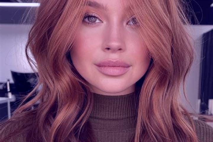 Maya, 29, a auburn dark-eyed slavic companion based in High Halstow. Offering Deep French Kissing, Dinner Date, Travel Companion, Party Girl, Duos. Available...