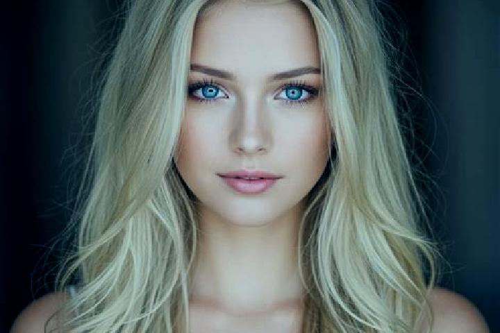 Maya, 29, a blonde brown-eyed mixed companion based in Westhoughton. Offering Domination, Travel Companion. Available for incall and outcall, day and evening...