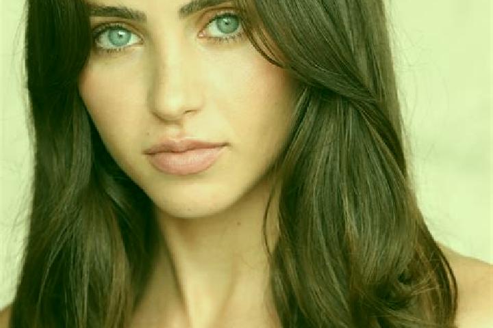 Maya, 29, a brunette brown-eyed caucasian companion based in Frumusita. Offering Girlfriend Experience, Prostate Massage, Deep French Kissing. Available for ...