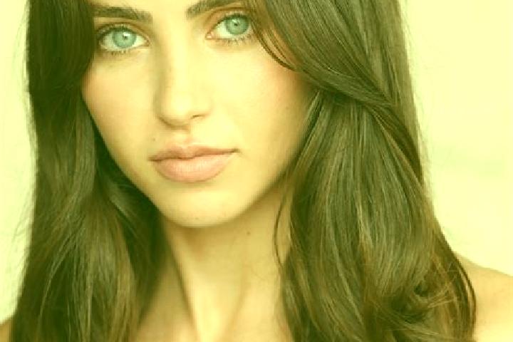 Maya, 29, a brunette dark-eyed caucasian companion based in Beckum. Offering GFE, Striptease, BDSM. Available for incall and outcall, day and evening dates.