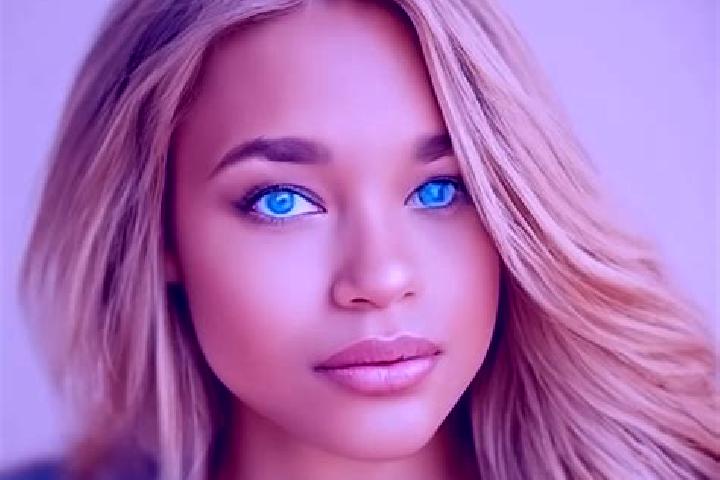 Maya, 29, a dark blonde blue-eyed latina companion based in Terrier Rouge. Offering Travel Companion, Party Girl, CIM, Erotic Massage. Available for incall a...