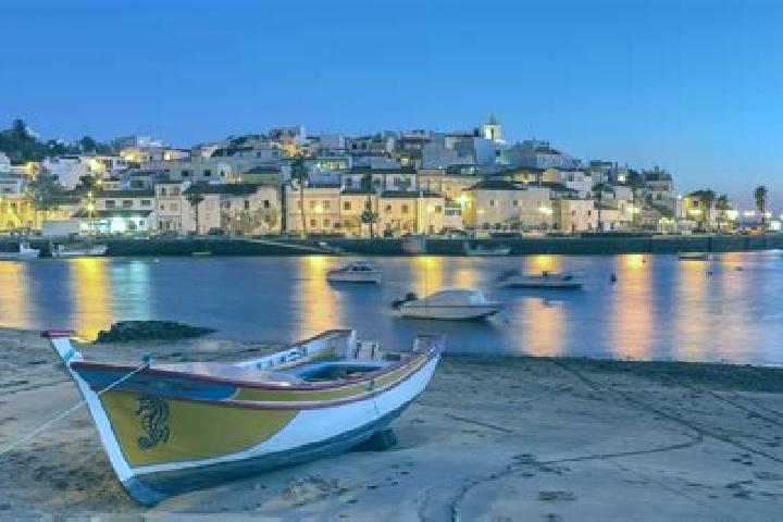 Maya, 29 — Escort in Ferragudo, Portugal
