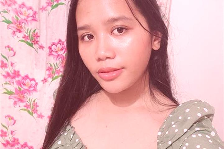 Maya, 29 — Escort in Pinggan, Indonesia