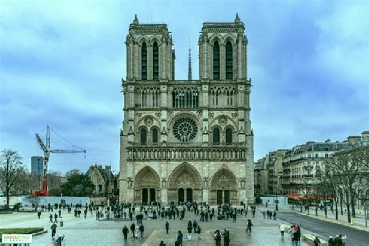 Maya, 29 — Escort in Pouligny-Notre-Dame, France