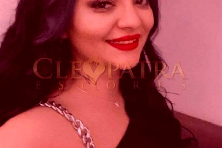 Maya, 30, a black grey-eyed latina companion based in Maasmechelen. Offering 69, OWO, Party Girl, Striptease. Available for incall and outcall, overnight boo...