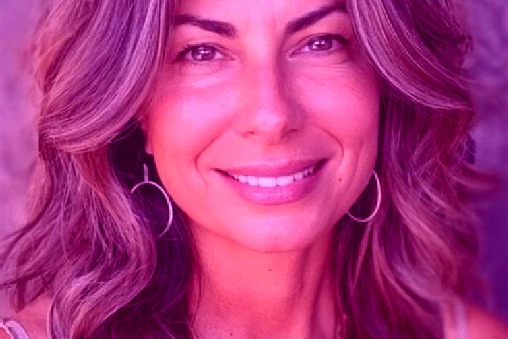 Maya, 30, a brunette grey-eyed middle eastern companion based in Markkleeberg. Offering Roleplay, Erotic Massage. Available for incall and outcall, day and e...