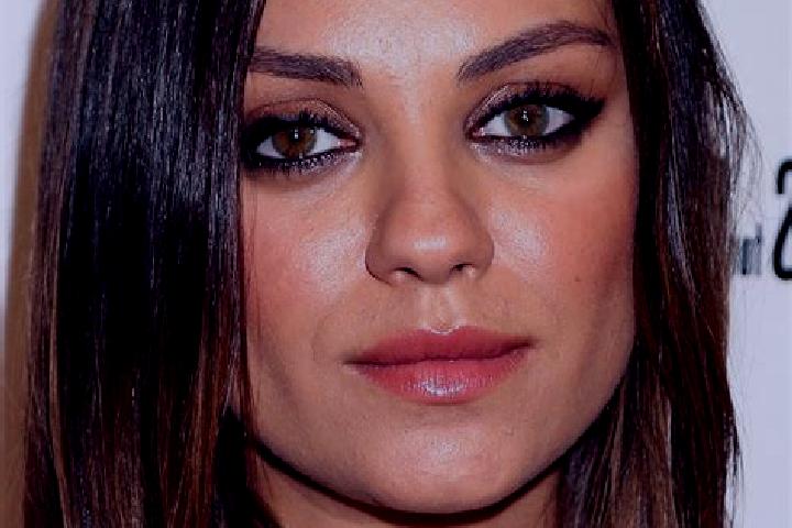 Maya, 30, a chestnut hazel-eyed indian companion based in Veterynarne. Offering CIM, Domination. Available for incall and outcall, overnight bookings available.