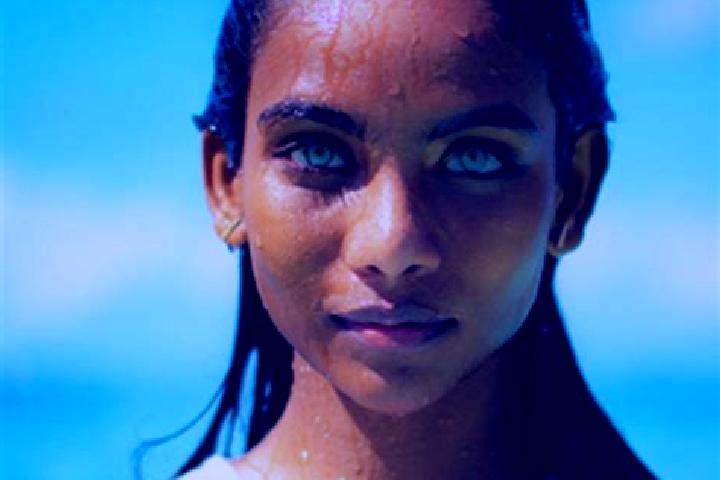 Maya, 30, a red blue-eyed indian companion based in Trunch. Offering Overnight, Massage, 69, Striptease. Available for incall and outcall, day and evening da...