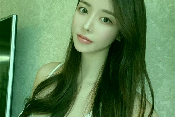 Maya, 30 — Escort in Fubin, China