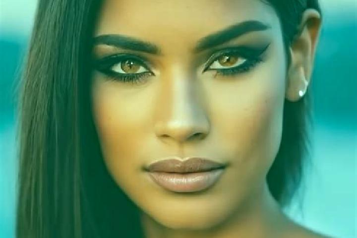 Maya, 31, a black grey-eyed latina companion based in Gozdowo. Offering Duos, Domination, 69. Available for incall and outcall, day and evening dates.
