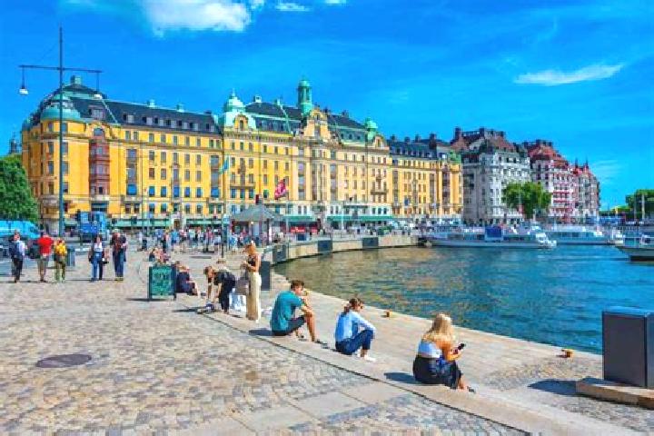 Maya, 31 — Escort in Friggesund, Sweden