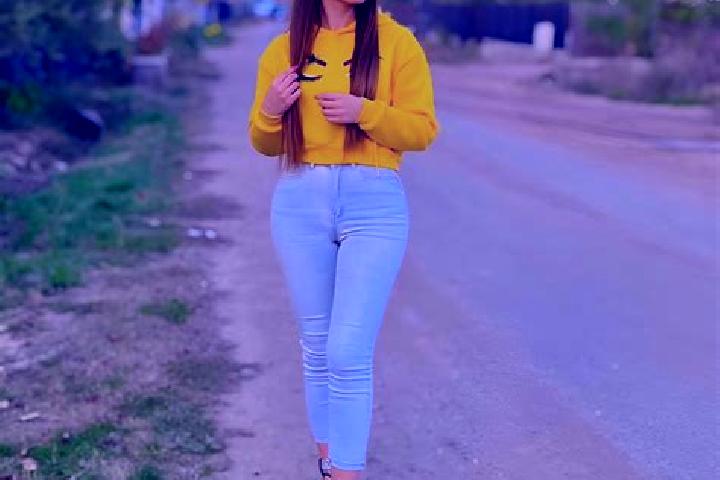 Maya, 31 — Escort in Morteni, Romania